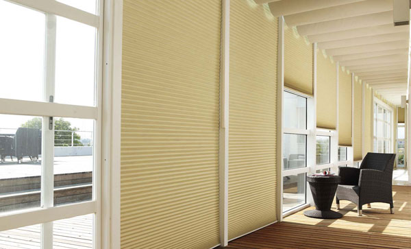 Honeycomb blinds